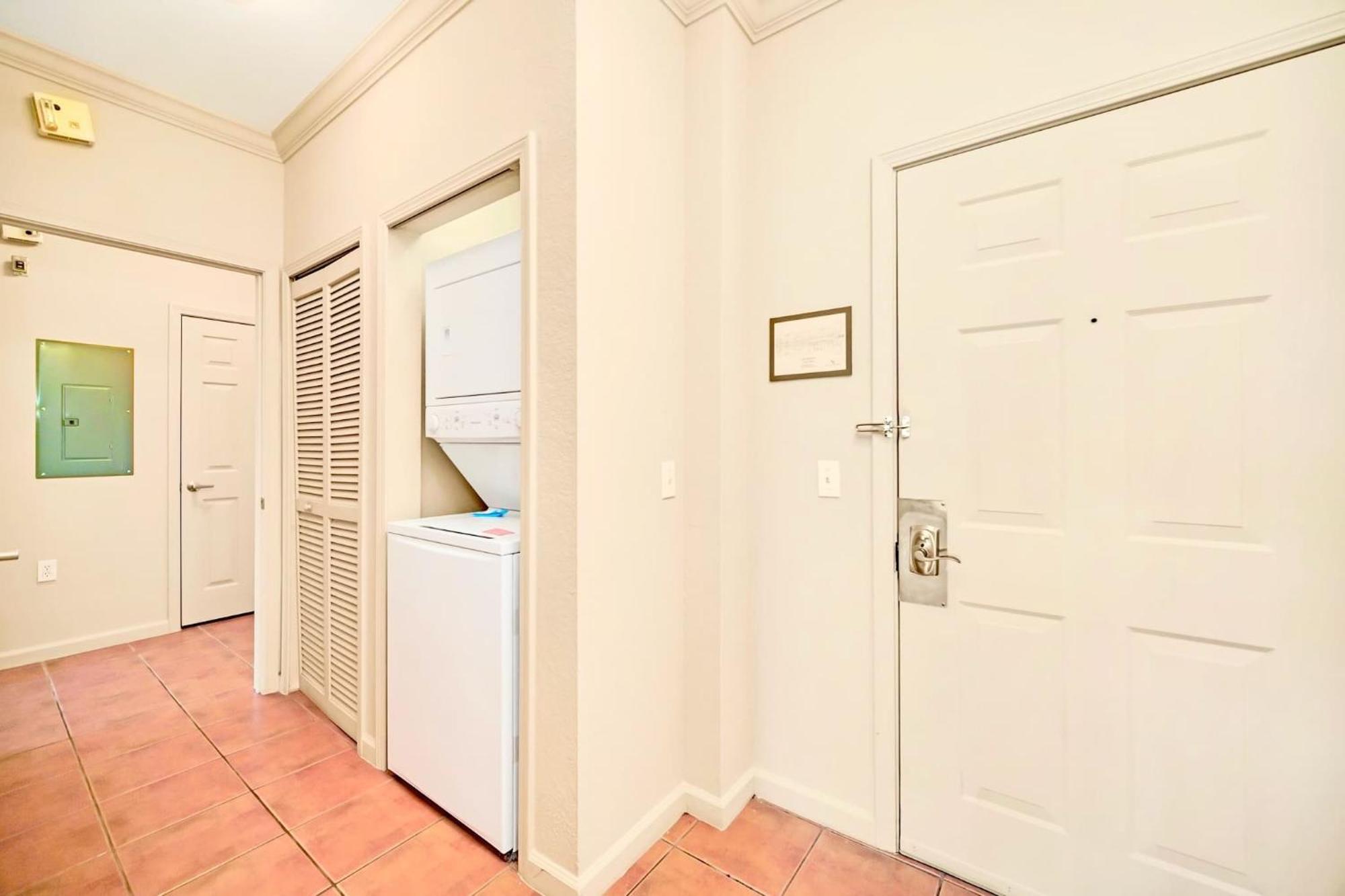 Stunning 2Br Condo With Hot Tub And Pool, Near Disney! Orlando Exteriör bild